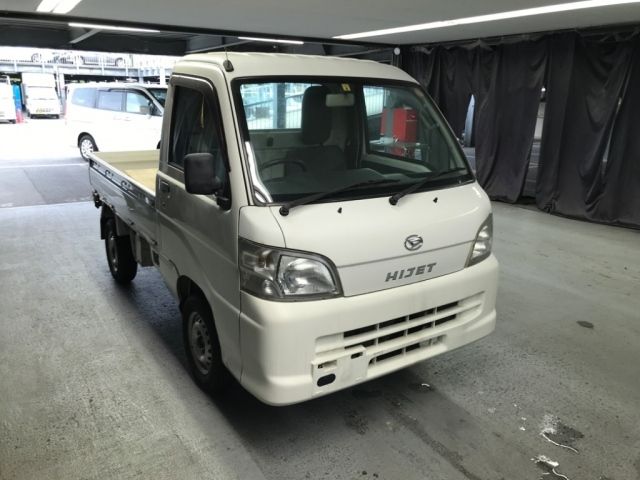 1163 DAIHATSU HIJET TRUCK S201P 2013 г. (NISSAN Osaka)